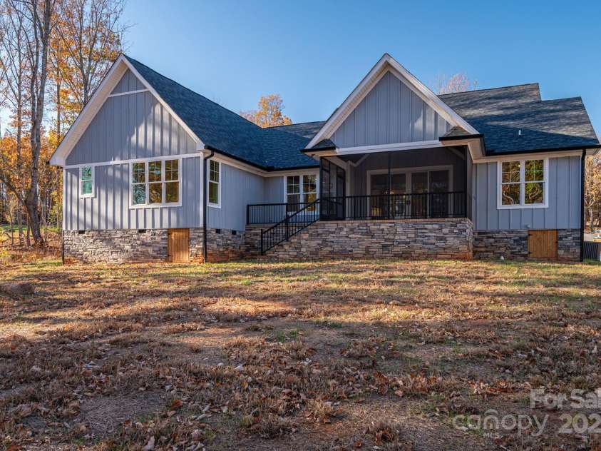 4436 Brancer Lane, Lincolnton, NC 28092.  MLS# CAR4319948, YatesRealty ID 8221. 