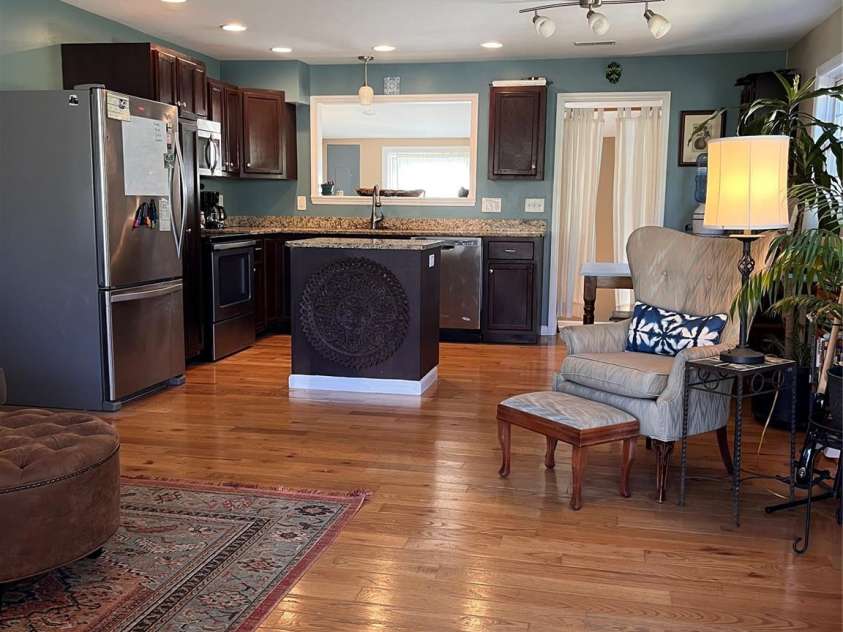 40 Eastover Drive, Asheville, NC 28806.  MLS# CAR4251614, YatesRealty ID 8223. Open floor plan