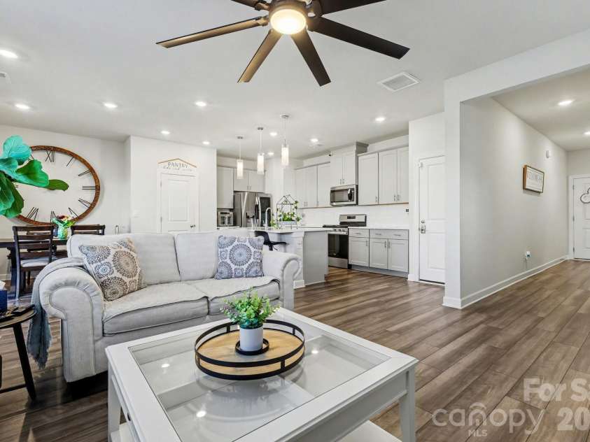 170 Canoga Avenue, York, SC 29745.  MLS# CAR4357467, YatesRealty ID 8224. 