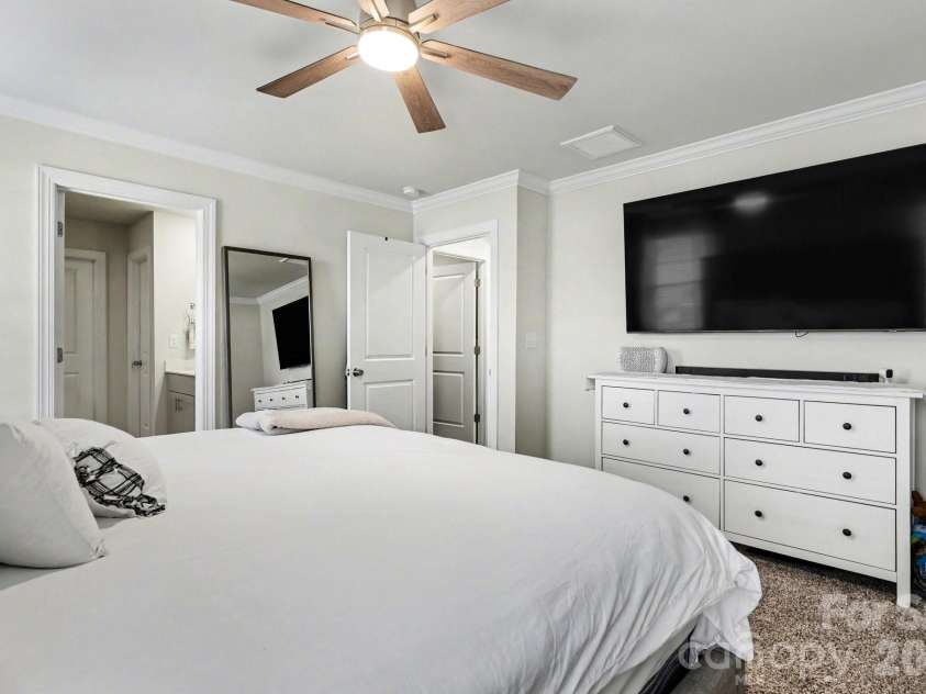 170 Canoga Avenue, York, SC 29745.  MLS# CAR4357467, YatesRealty ID 8224. 