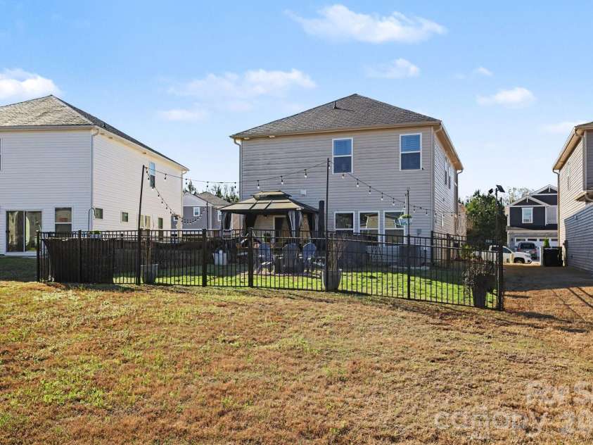 170 Canoga Avenue, York, SC 29745.  MLS# CAR4357467, YatesRealty ID 8224. 