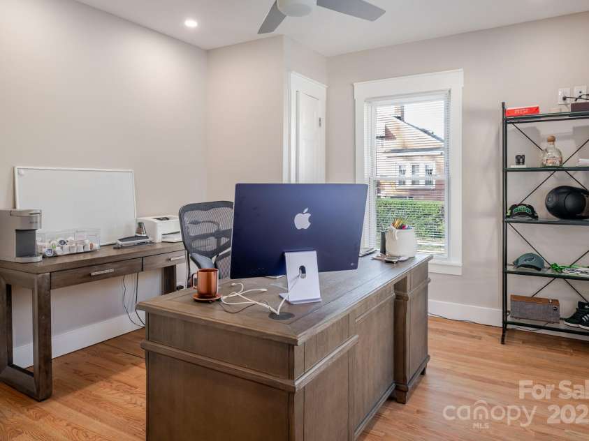 1937 Wilmore Drive, Charlotte, NC 28203.  MLS# CAR4229249, YatesRealty ID 8227. 