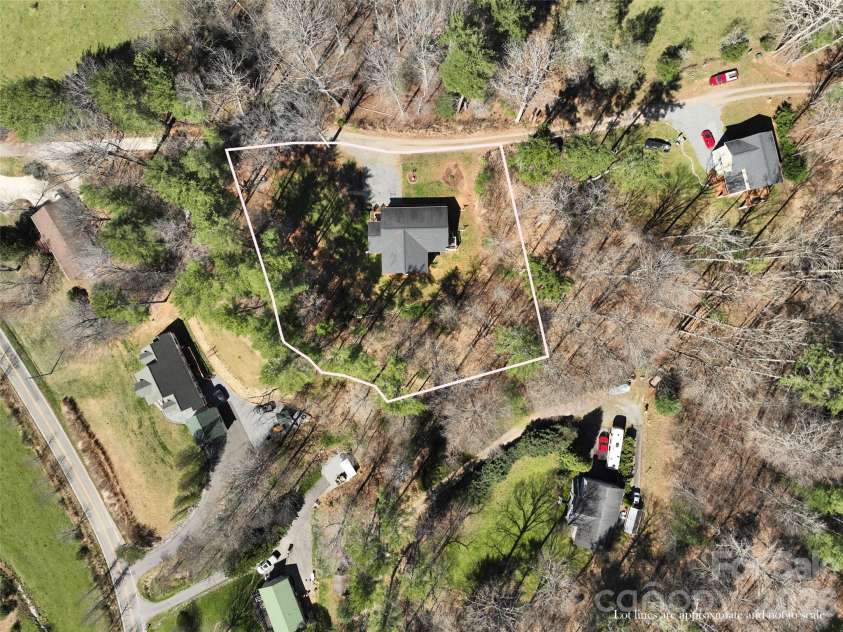 80 McKENZIE Drive, Marshall, NC 28753.  MLS# CAR4365185, YatesRealty ID 8227. Approximate lot lines