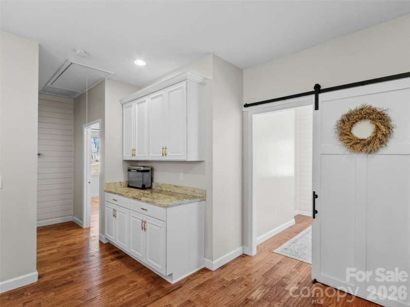 80 McKENZIE Drive, Marshall, NC 28753.  MLS# CAR4365185, YatesRealty ID 8227. More cabinets and counter space