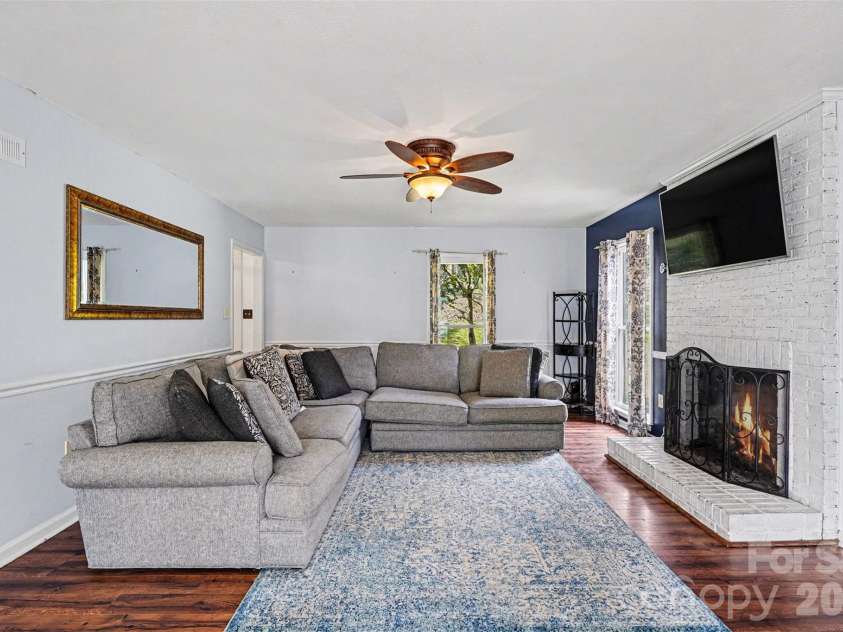 630 Silversmith Drive, Charlotte, NC 28270.  MLS# CAR4361231, YatesRealty ID 8228. 