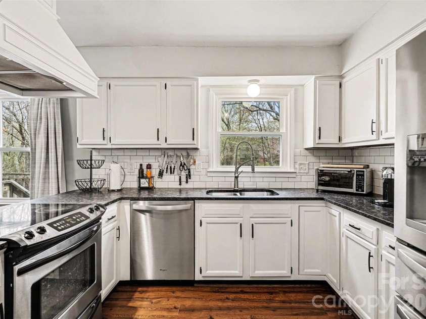 630 Silversmith Drive, Charlotte, NC 28270.  MLS# CAR4361231, YatesRealty ID 8228. 