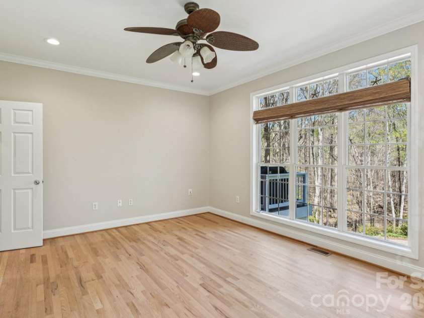 5420 Ashbury Lane, Davidson, NC 28036.  MLS# CAR4328115, YatesRealty ID 8229. 