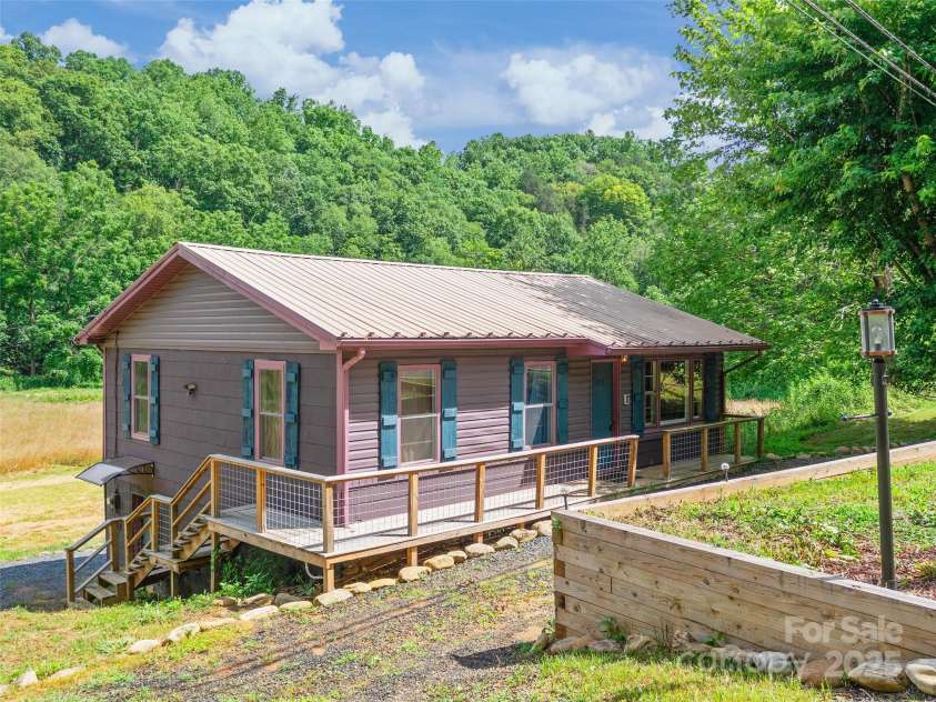 1767 226 Highway, Bakersville, NC 28705.  MLS# CAR4281488, YatesRealty ID 8230. 