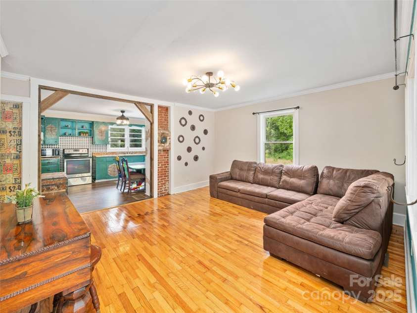 1767 226 Highway, Bakersville, NC 28705.  MLS# CAR4281488, YatesRealty ID 8230. 