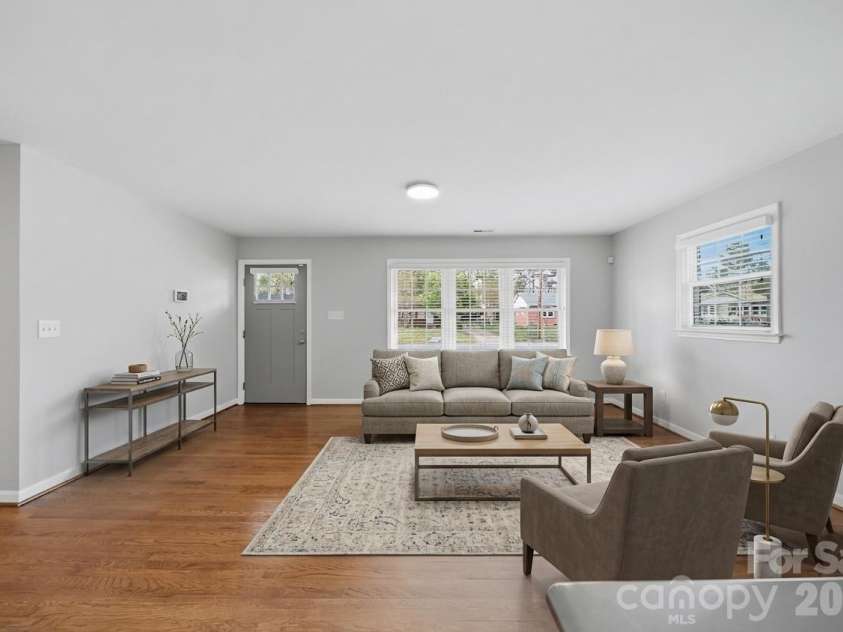 4809 Brooktree Drive, Charlotte, NC 28208.  MLS# CAR4355914, YatesRealty ID 8231. Virtually Staged