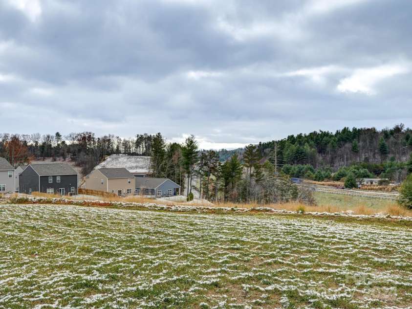 235 Ridgeview Lane, Mars Hill, NC 28754.  MLS# CAR4205181, YatesRealty ID 8232. 