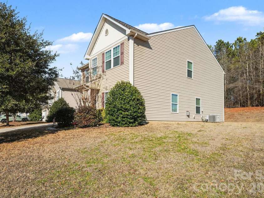 1421 Hyacinthia Lane, Rock Hill, SC 29730.  MLS# CAR4341457, YatesRealty ID 8233. 