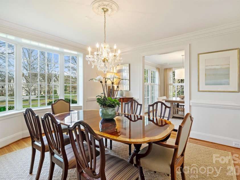 1555 Queens Road, Charlotte, NC 28207.  MLS# CAR4337847, YatesRealty ID 8234. 