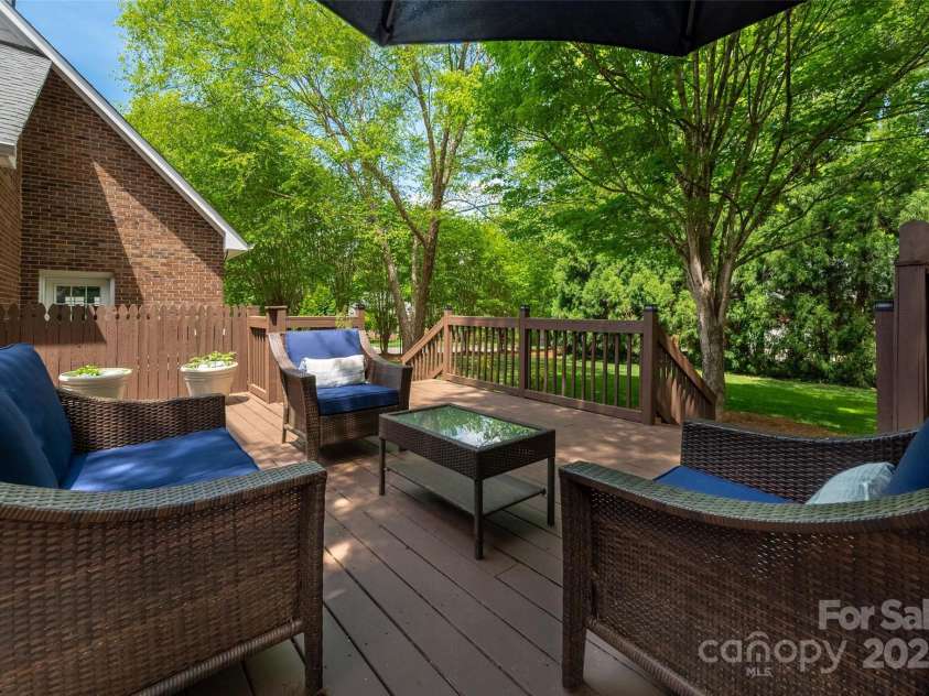 2382 Erika Lane, Gastonia, NC 28056.  MLS# CAR4249331, YatesRealty ID 8235. 