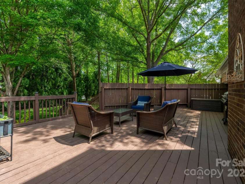 2382 Erika Lane, Gastonia, NC 28056.  MLS# CAR4249331, YatesRealty ID 8235. 