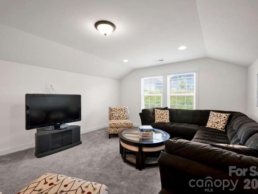 4650 Monument Valley Drive, Indian Land, SC 29707.  MLS# CAR4307096, YatesRealty ID 8235. Upper Bonus Room
