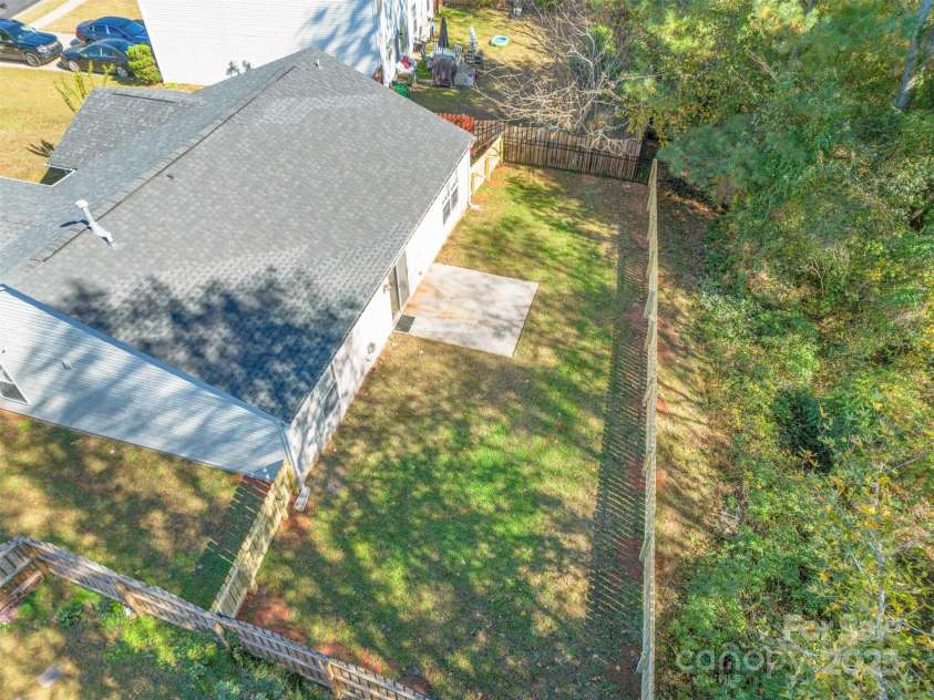 15808 Circlegreen Drive, Charlotte, NC 28273.  MLS# CAR4315392, YatesRealty ID 8236. 