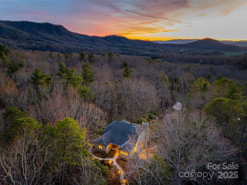 400 Sugar Hollow Road, Fairview, NC 28730.  MLS# CAR4235385, YatesRealty ID 8236. 