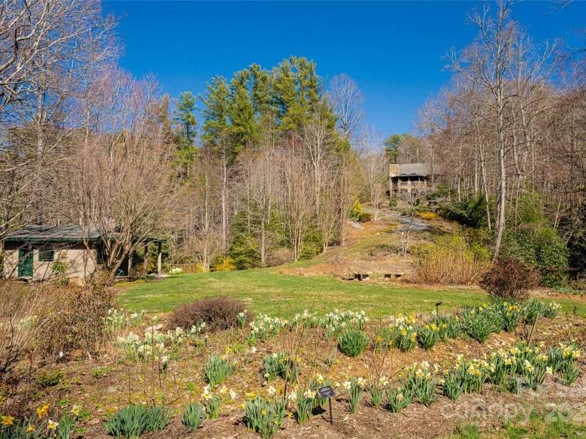 400 Sugar Hollow Road, Fairview, NC 28730.  MLS# CAR4235385, YatesRealty ID 8236. 