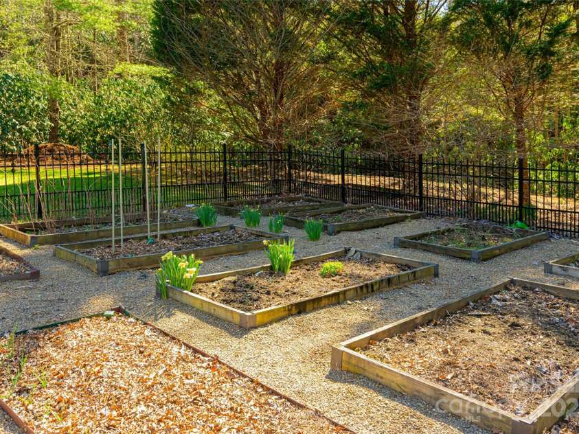 400 Sugar Hollow Road, Fairview, NC 28730.  MLS# CAR4235385, YatesRealty ID 8236. 