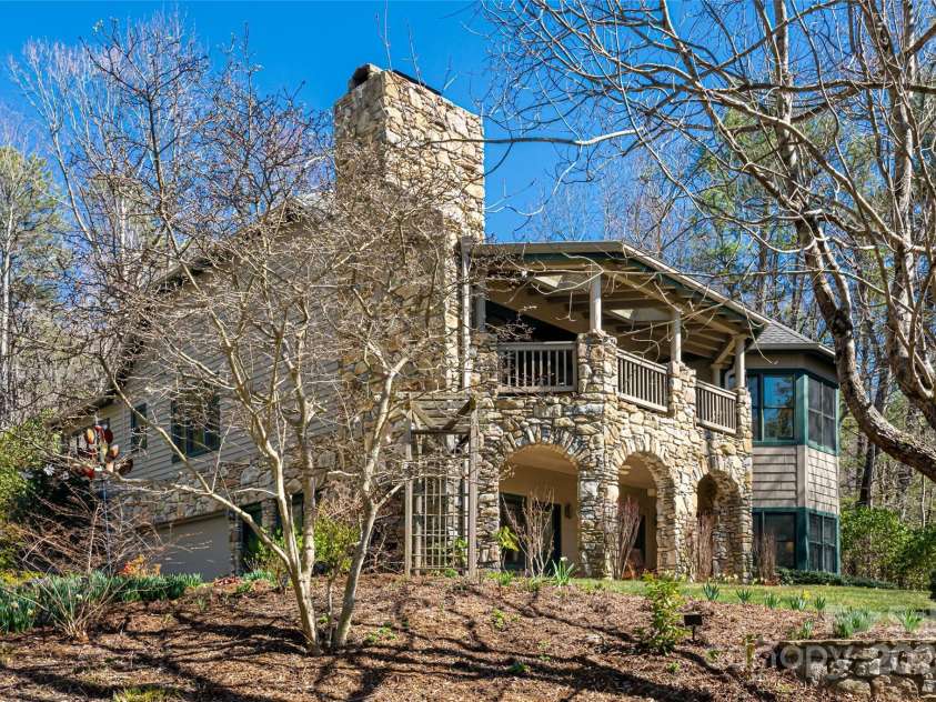 400 Sugar Hollow Road, Fairview, NC 28730.  MLS# CAR4235385, YatesRealty ID 8236. 