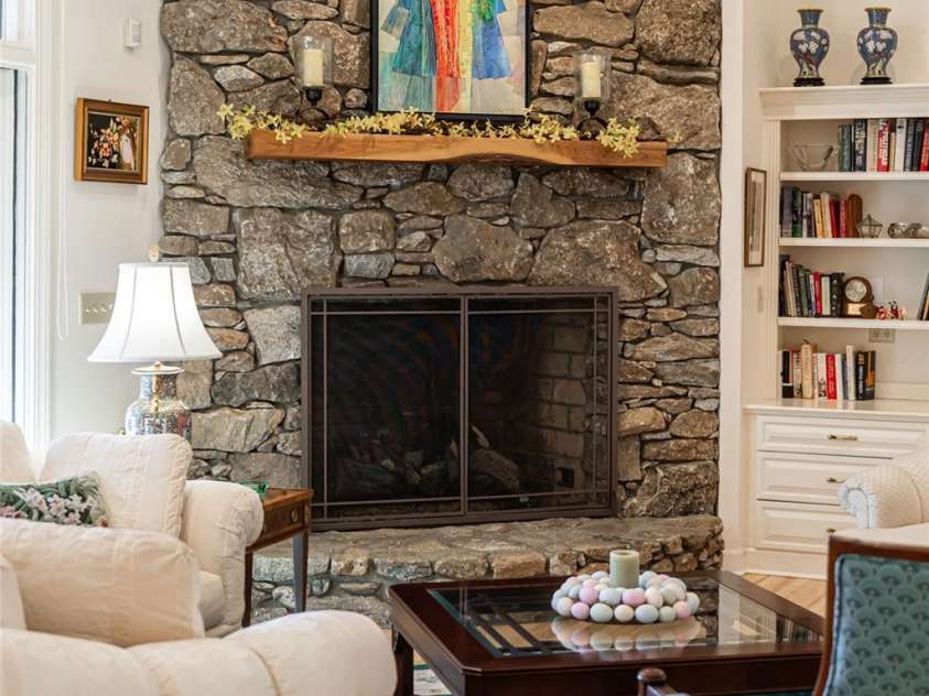 400 Sugar Hollow Road, Fairview, NC 28730.  MLS# CAR4235385, YatesRealty ID 8236. 