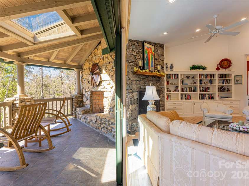 400 Sugar Hollow Road, Fairview, NC 28730.  MLS# CAR4235385, YatesRealty ID 8236. 