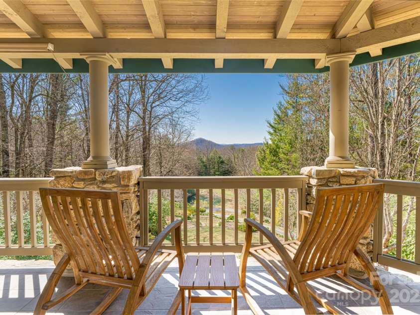 400 Sugar Hollow Road, Fairview, NC 28730.  MLS# CAR4235385, YatesRealty ID 8236. 