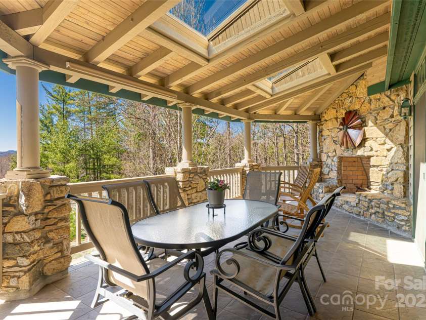 400 Sugar Hollow Road, Fairview, NC 28730.  MLS# CAR4235385, YatesRealty ID 8236. 