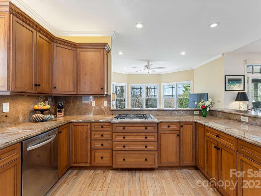 400 Sugar Hollow Road, Fairview, NC 28730.  MLS# CAR4235385, YatesRealty ID 8236. 