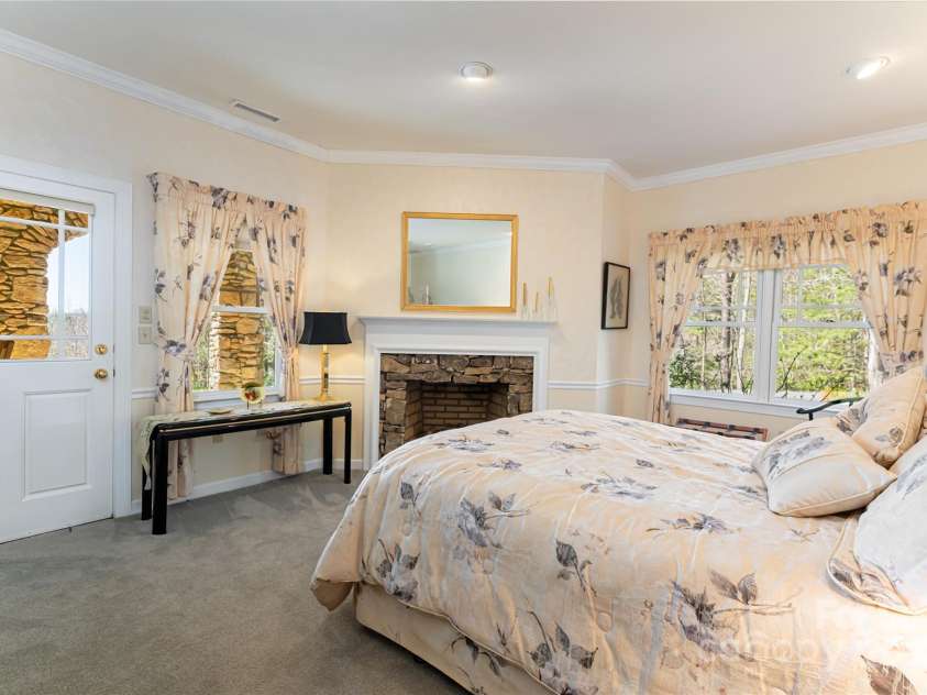 400 Sugar Hollow Road, Fairview, NC 28730.  MLS# CAR4235385, YatesRealty ID 8236. 