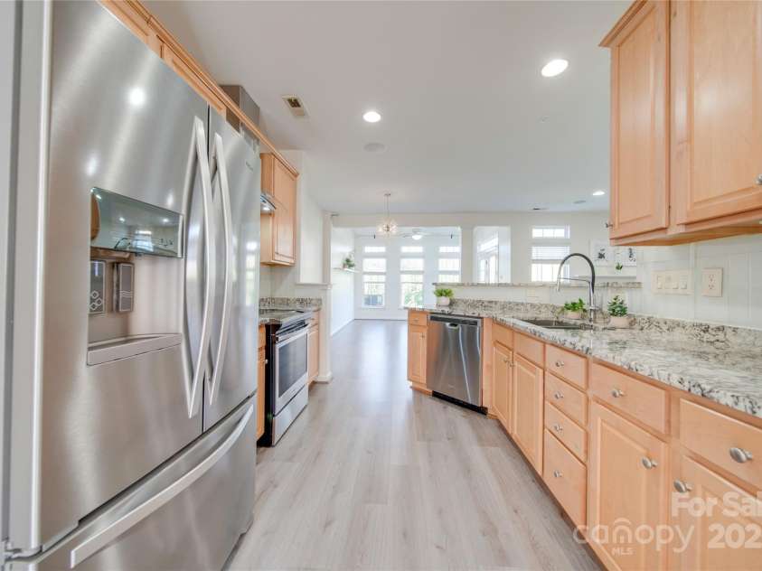 11628 Eastwind Drive, Charlotte, NC 28273.  MLS# CAR4204253, YatesRealty ID 8237. 