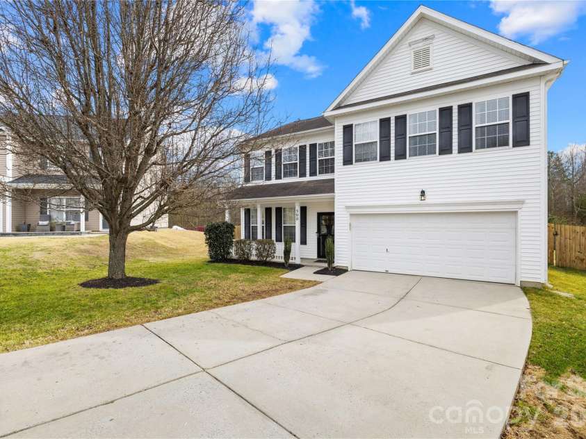 500 Lindsborg Trail, Monroe, NC 28110.  MLS# CAR4345097, YatesRealty ID 8237. 