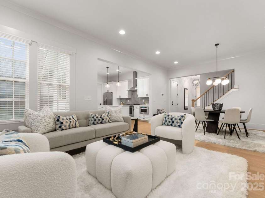 1606 Brook Road, Charlotte, NC 28205.  MLS# CAR4230761, YatesRealty ID 8238. 