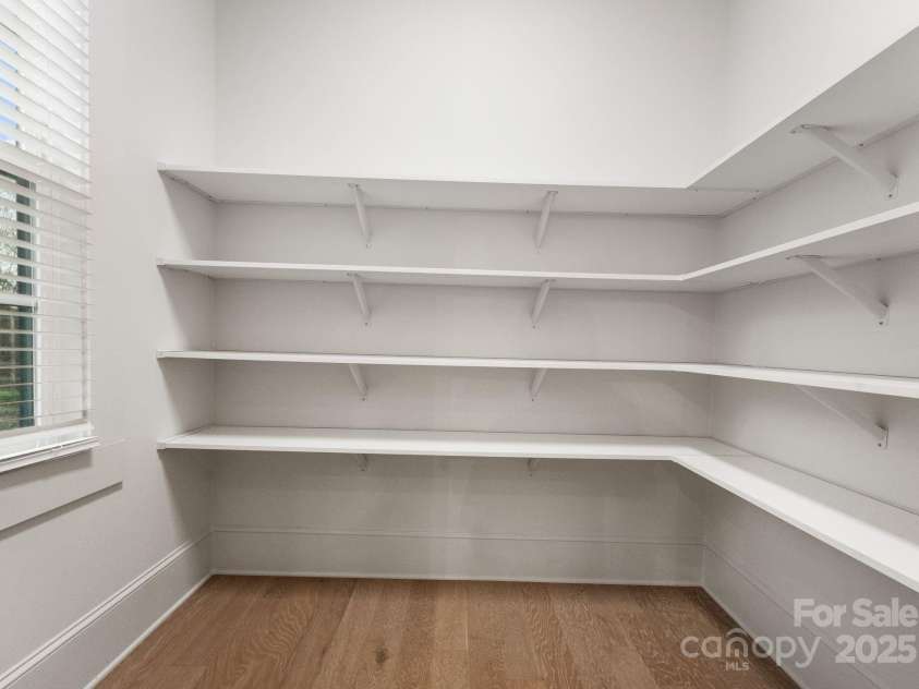 1606 Brook Road, Charlotte, NC 28205.  MLS# CAR4230761, YatesRealty ID 8238. 