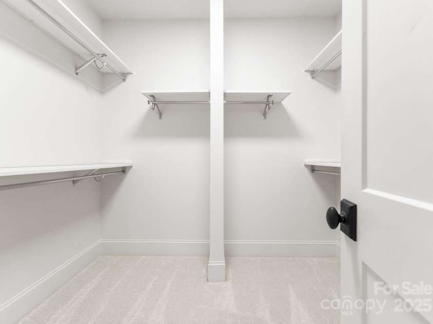 1606 Brook Road, Charlotte, NC 28205.  MLS# CAR4230761, YatesRealty ID 8238. 