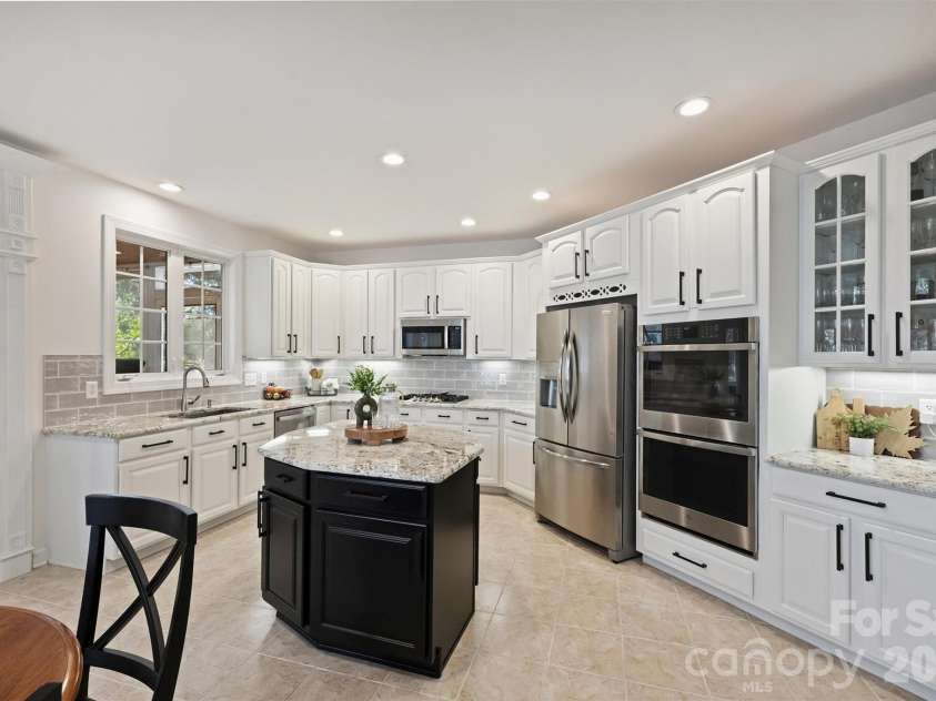 9621 Baileywick Road, Charlotte, NC 28277.  MLS# CAR4358065, YatesRealty ID 8238. 