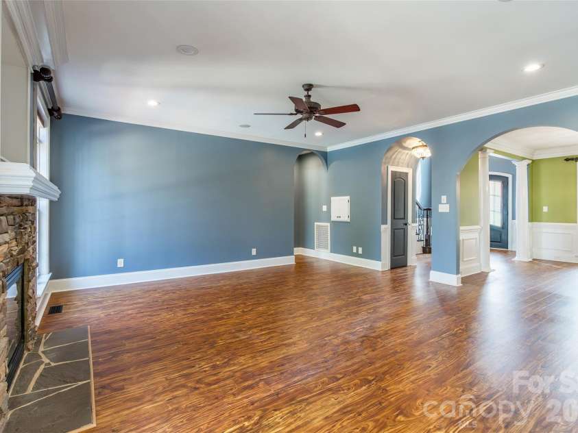 2009 Landry Lane, Rock Hill, SC 29732.  MLS# CAR4356381, YatesRealty ID 8239. 
