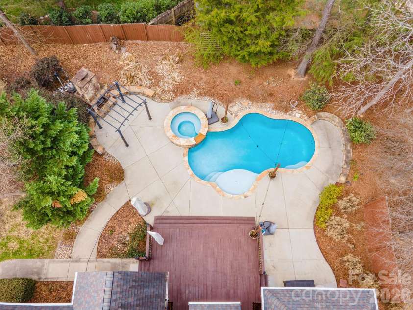 2009 Landry Lane, Rock Hill, SC 29732.  MLS# CAR4356381, YatesRealty ID 8239. 
