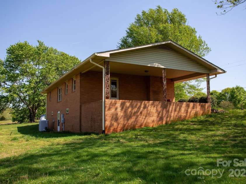 360 Davenport Road, Rutherfordton, NC 28139.  MLS# CAR4247627, YatesRealty ID 8239. 