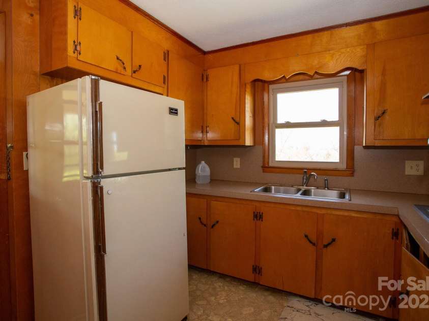 360 Davenport Road, Rutherfordton, NC 28139.  MLS# CAR4247627, YatesRealty ID 8239. 