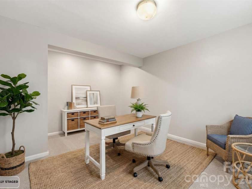 11520 Destin Lane, Charlotte, NC 28277.  MLS# CAR4365017, YatesRealty ID 8240. 