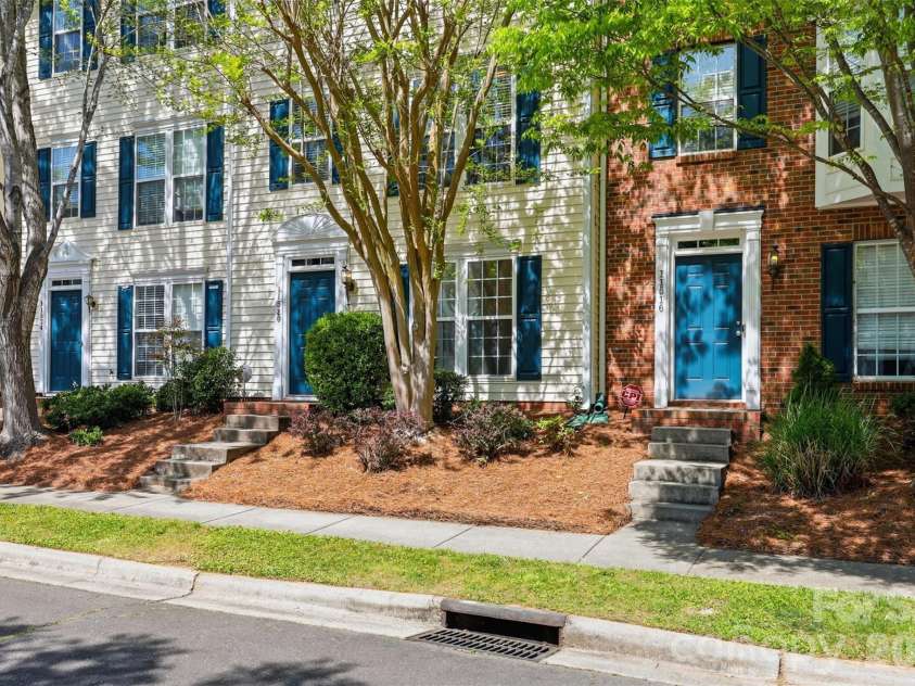 11520 Destin Lane, Charlotte, NC 28277.  MLS# CAR4365017, YatesRealty ID 8240. 