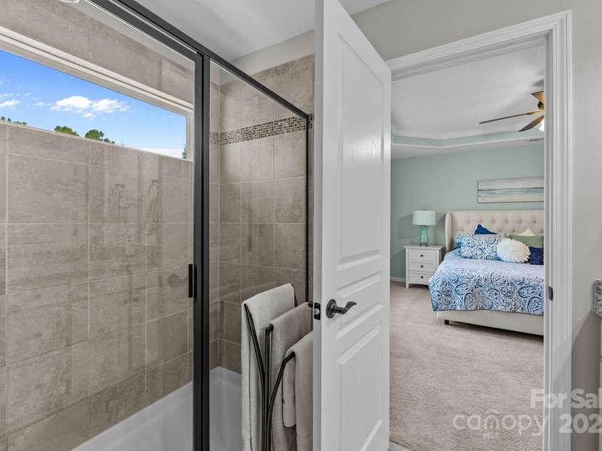 5908 Glassport Lane, Charlotte, NC 28210.  MLS# CAR4247212, YatesRealty ID 8241. 