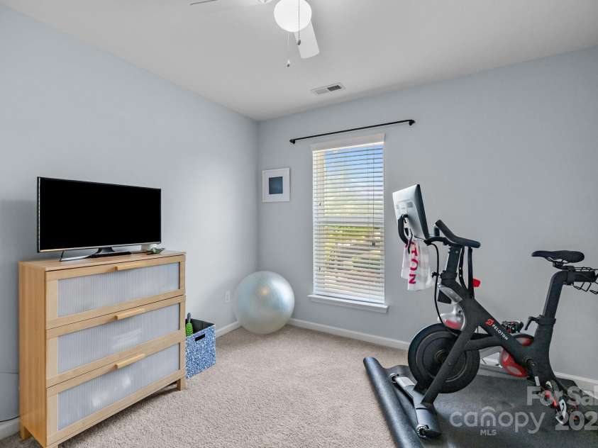 5908 Glassport Lane, Charlotte, NC 28210.  MLS# CAR4247212, YatesRealty ID 8241. 