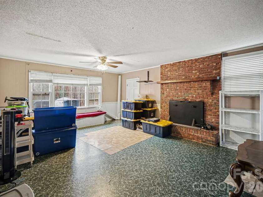 209 Windover Drive, Forest City, NC 28043.  MLS# CAR4352527, YatesRealty ID 8244. 