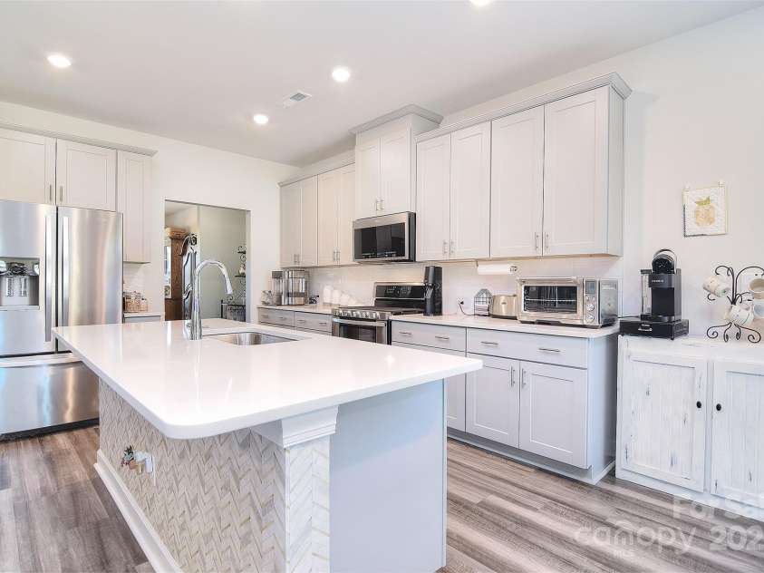 11616 Solstice Way, Huntersville, NC 28078.  MLS# CAR4246972, YatesRealty ID 8245. 