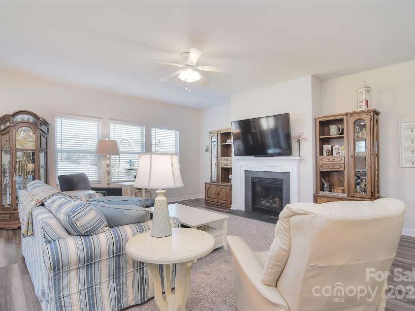 11616 Solstice Way, Huntersville, NC 28078.  MLS# CAR4246972, YatesRealty ID 8245. 