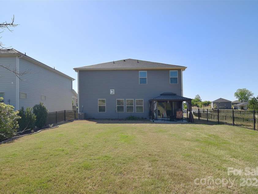 11616 Solstice Way, Huntersville, NC 28078.  MLS# CAR4246972, YatesRealty ID 8245. 