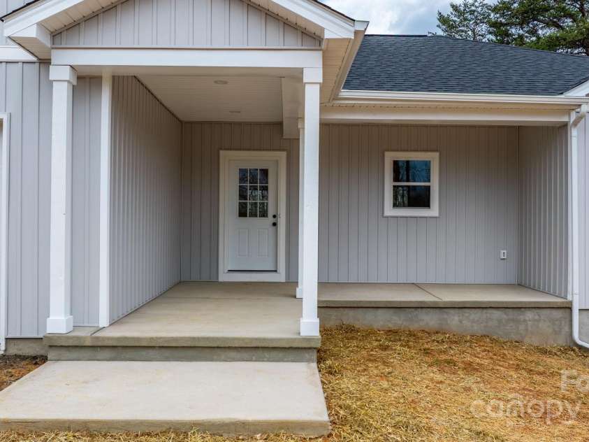 3722 Thompson Street, Newton, NC 28658.  MLS# CAR4220798, YatesRealty ID 8246. 